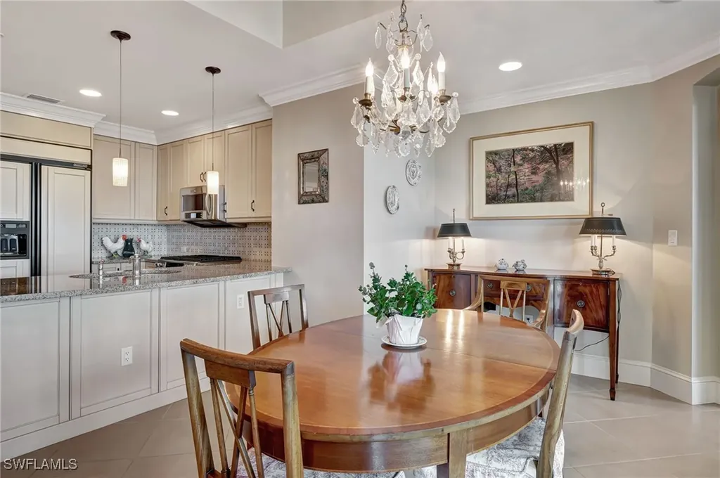 9115 Strada Place Naples FL 34108