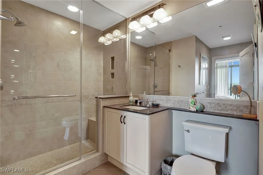 9115 Strada Place Naples FL 34108