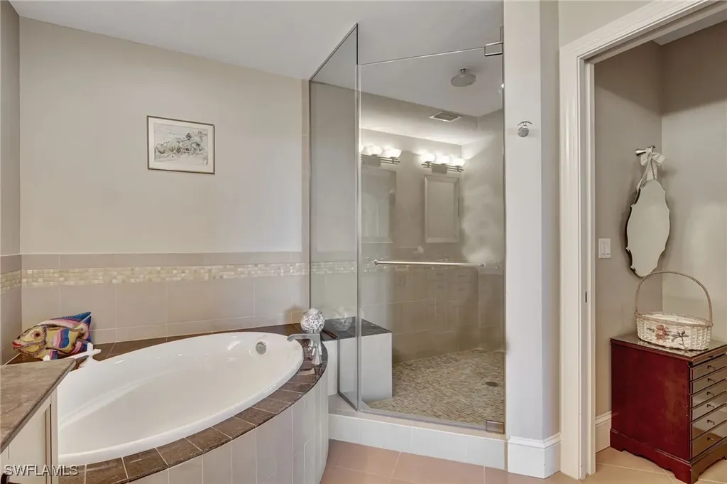 9115 Strada Place Naples FL 34108