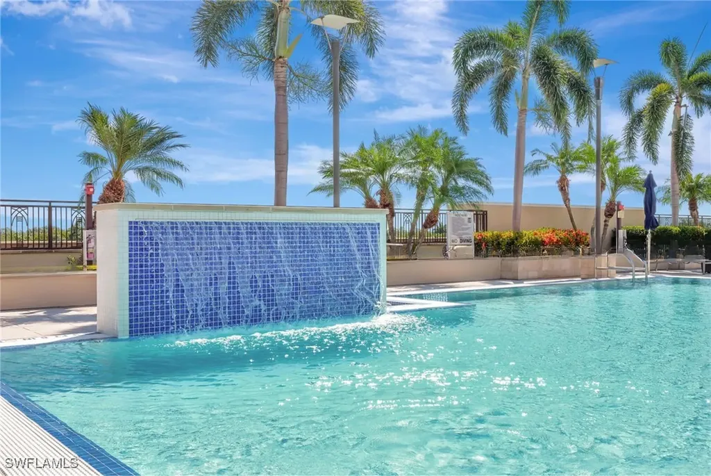 9115 Strada Place Naples FL 34108