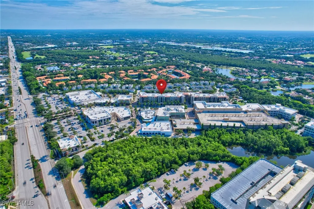 9115 Strada Place Naples FL 34108