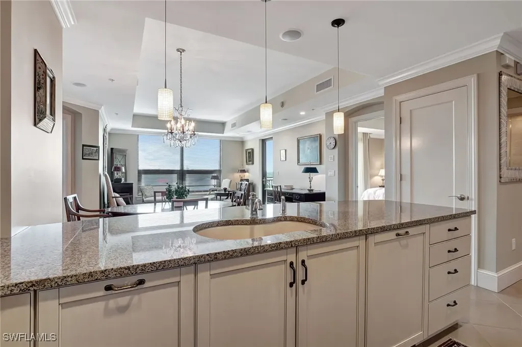 9115 Strada Place Naples FL 34108