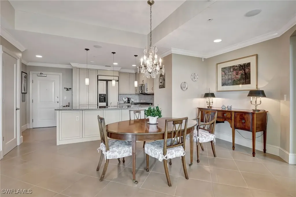 9115 Strada Place Naples FL 34108