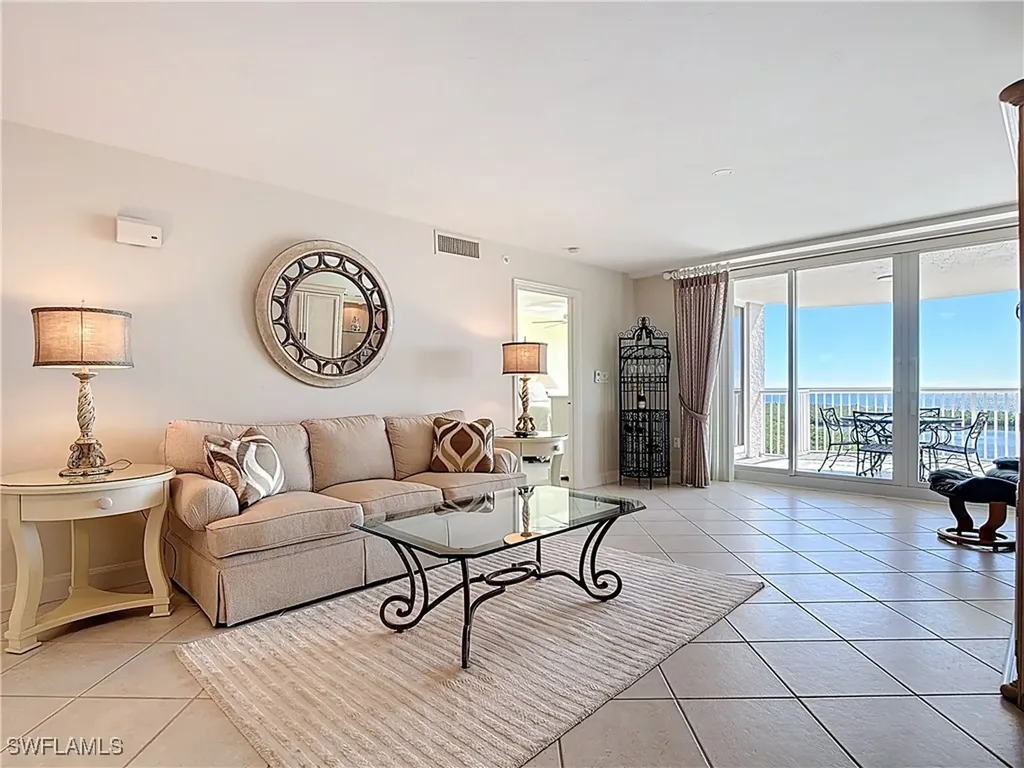 6849 Grenadier Boulevard Naples FL 34108