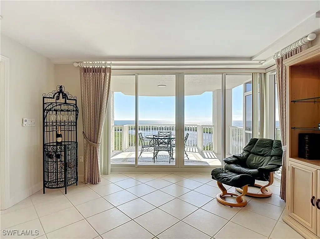 6849 Grenadier Boulevard Naples FL 34108