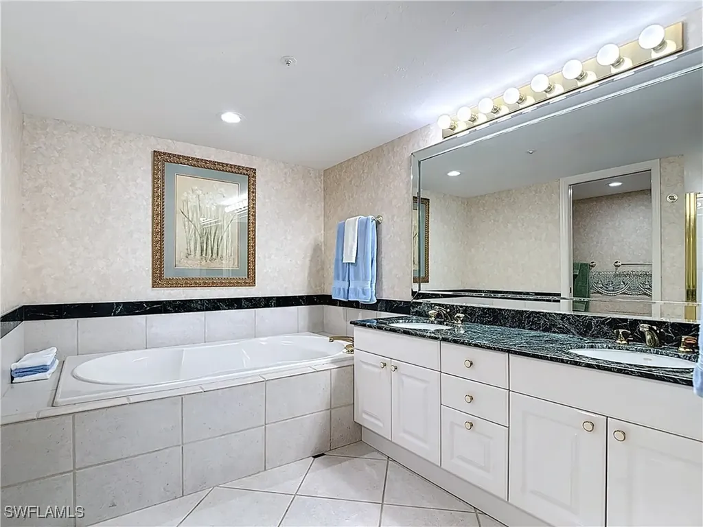 6849 Grenadier Boulevard Naples FL 34108