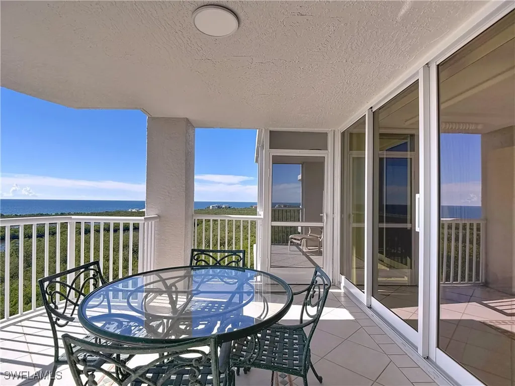 6849 Grenadier Boulevard Naples FL 34108