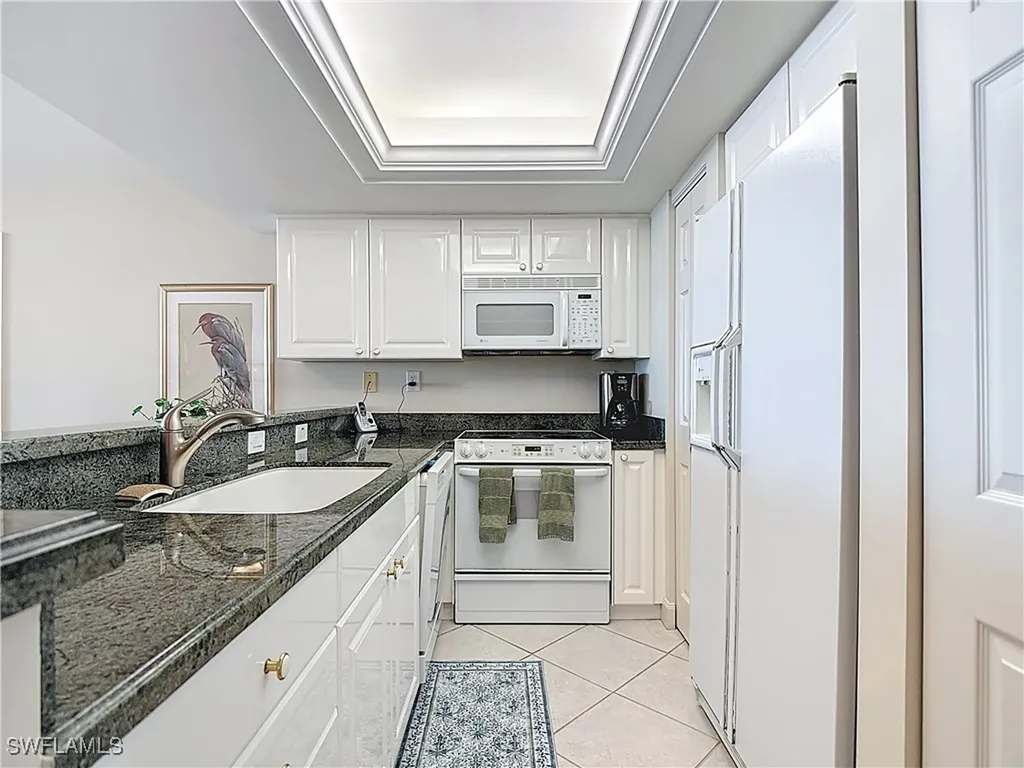 6849 Grenadier Boulevard Naples FL 34108