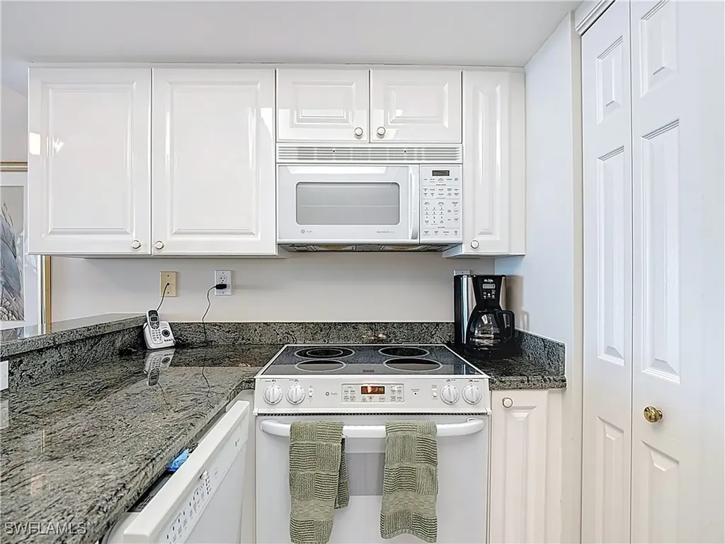 6849 Grenadier Boulevard Naples FL 34108