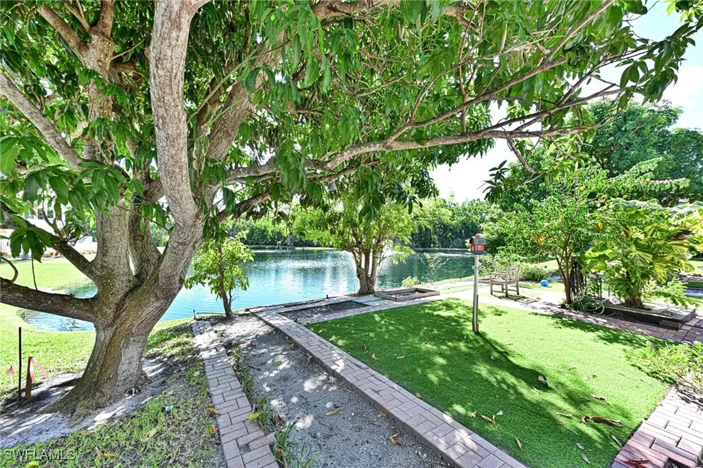 192 Topanga Drive Bonita Springs FL 34134