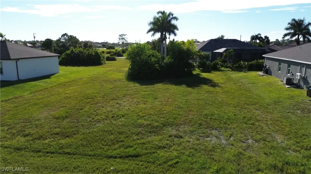 2012 NW 24th Place Cape Coral FL 33993