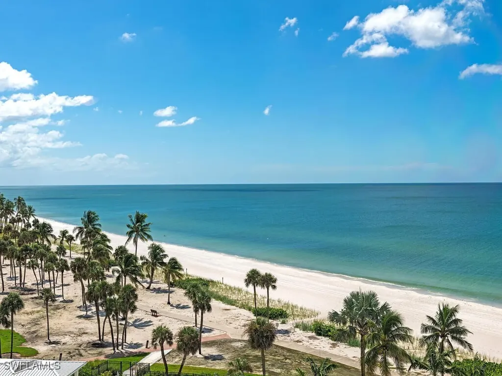 4051 Gulf Shore Boulevard N Naples FL 34103