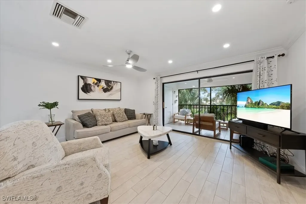 5841 Rattlesnake Hammock Road Naples FL 34113