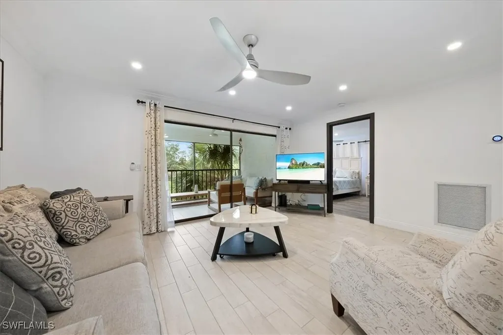 5841 Rattlesnake Hammock Road Naples FL 34113