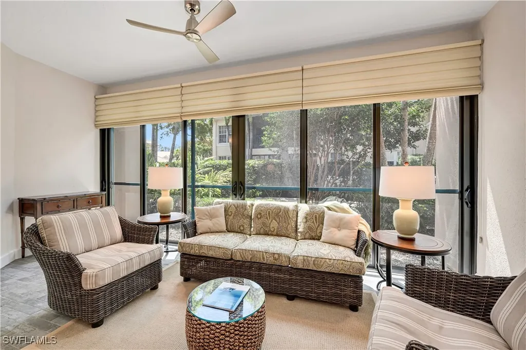6865 San Marino Drive Naples FL 34108