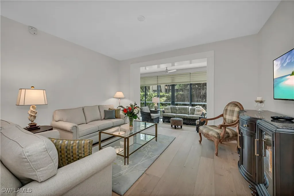 6865 San Marino Drive Naples FL 34108