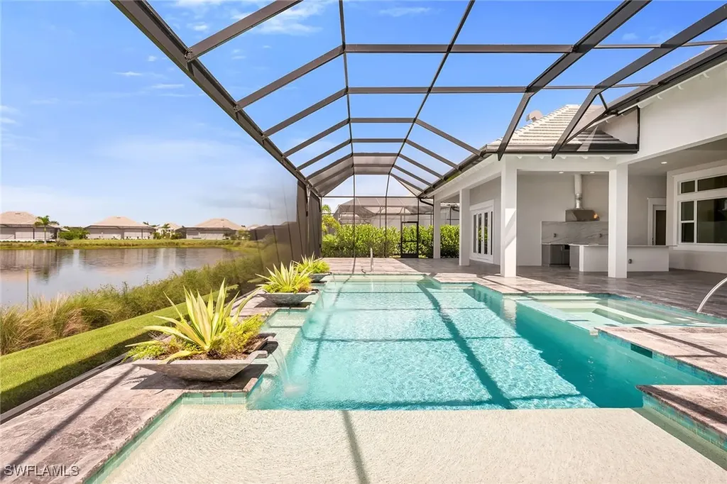 8871 Nevis Way Naples FL 34112