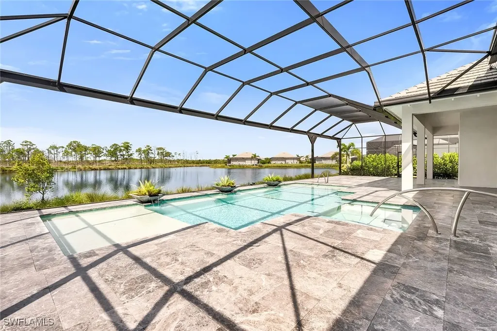 8871 Nevis Way Naples FL 34112