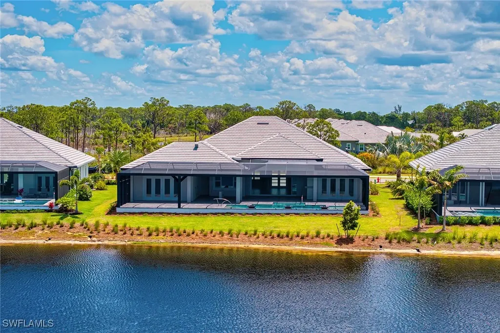 8871 Nevis Way Naples FL 34112