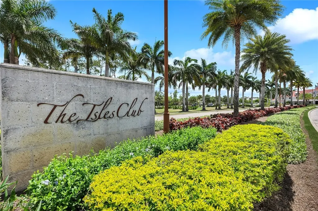 8871 Nevis Way Naples FL 34112