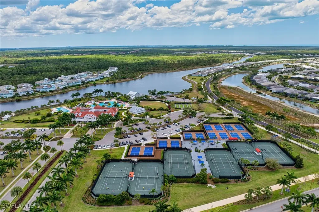 8871 Nevis Way Naples FL 34112