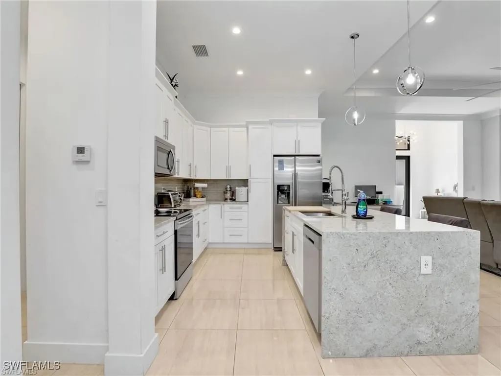 291 10th Street SE Naples FL 34117