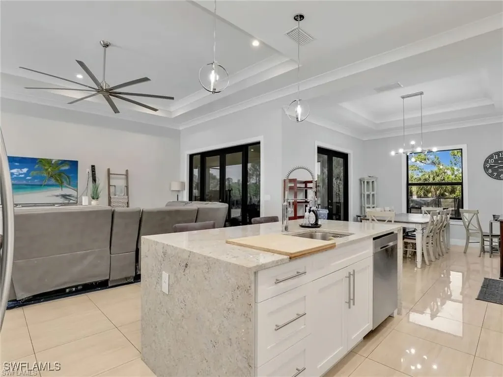 291 10th Street SE Naples FL 34117