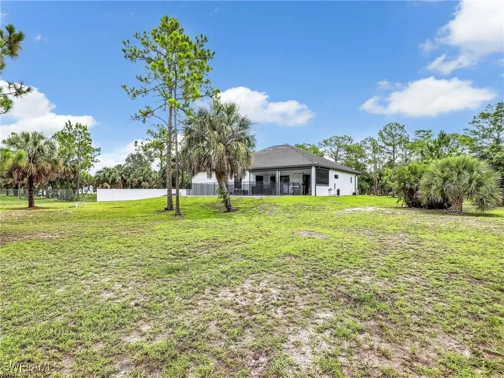 291 10th Street SE Naples FL 34117