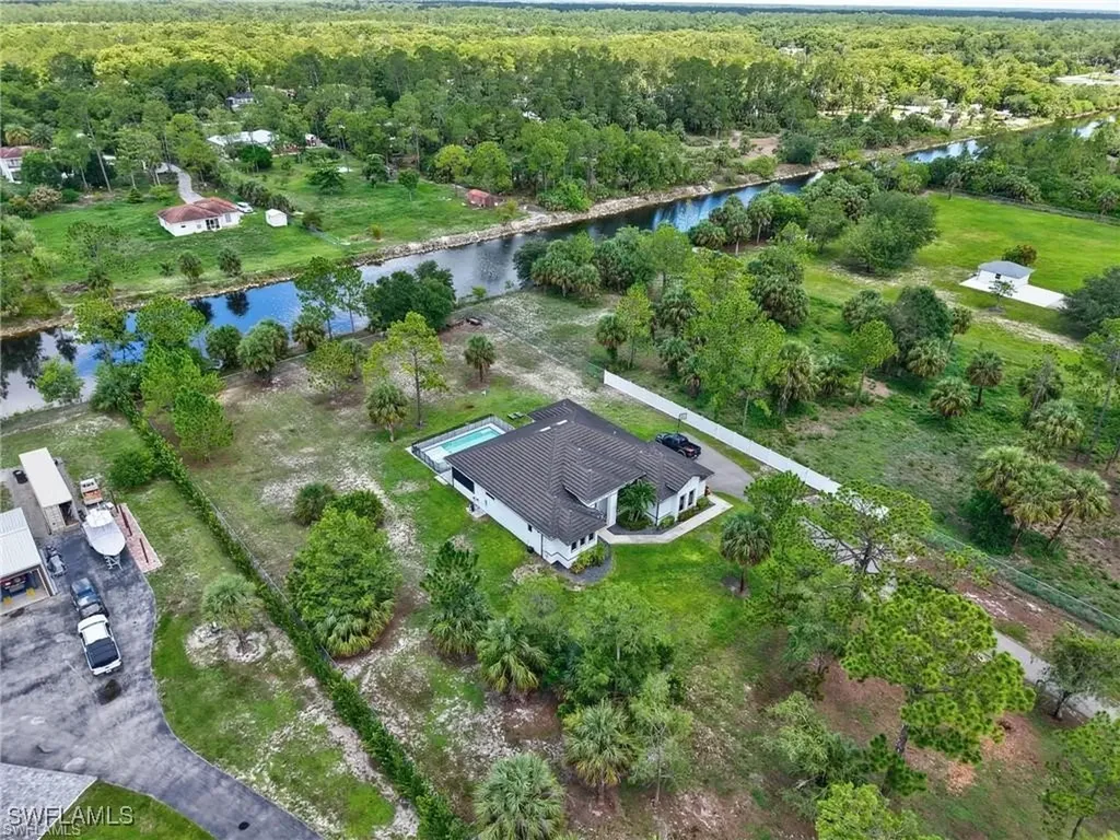 291 10th Street SE Naples FL 34117