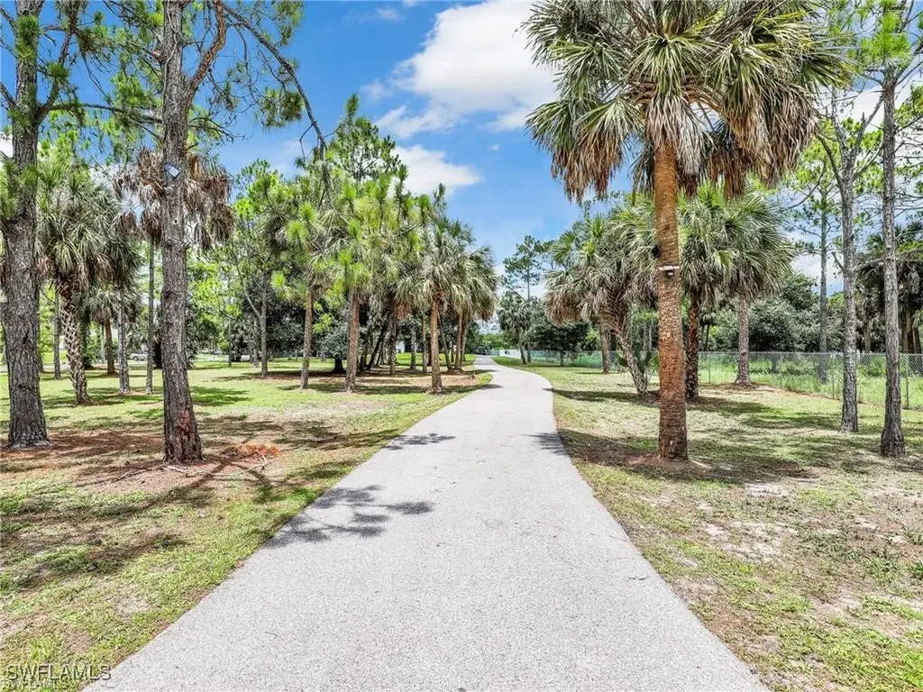 291 10th Street SE Naples FL 34117