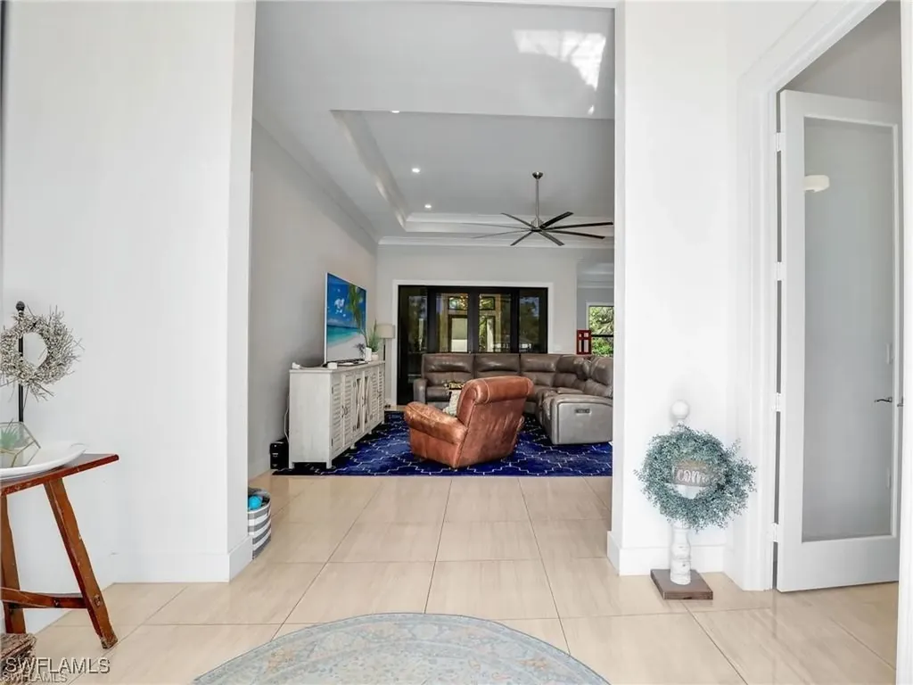 291 10th Street SE Naples FL 34117