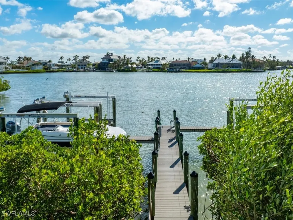 5801 Cape Hickory Court Bonita Springs FL 34134