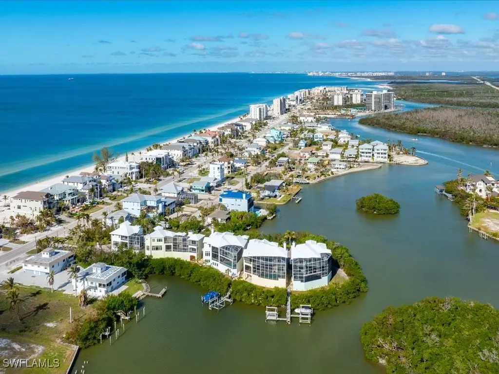 5801 Cape Hickory Court Bonita Springs FL 34134