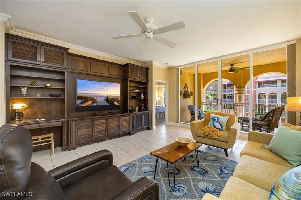 410 Bayfront Place Naples FL 34102