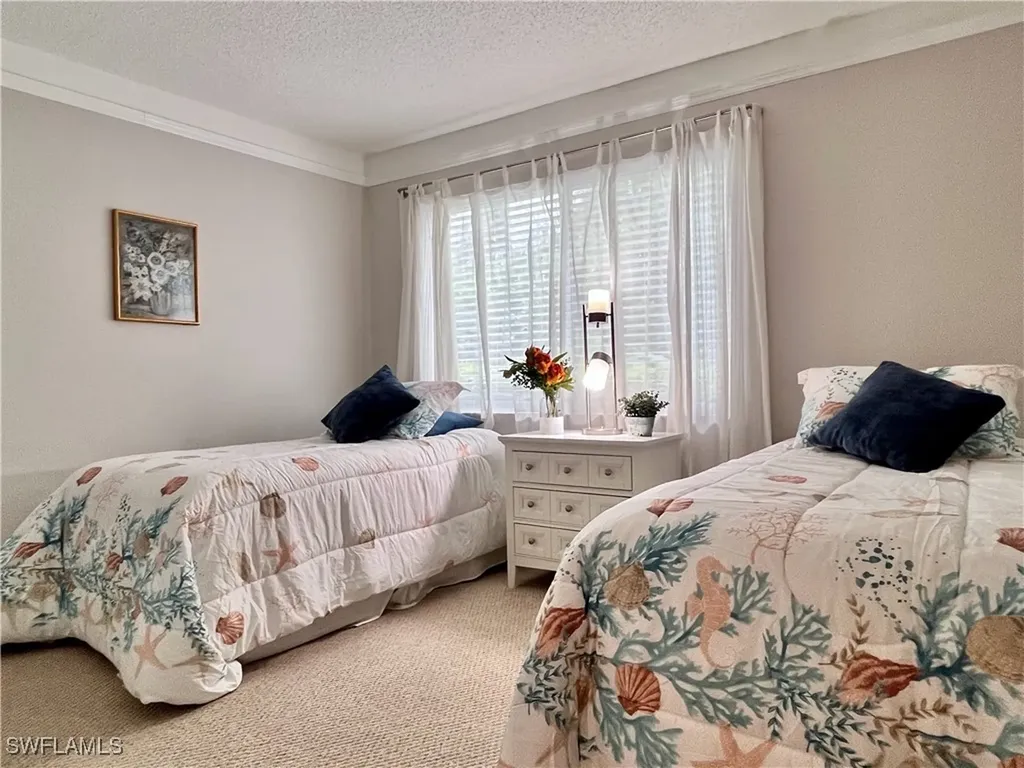 216 Palm Drive Naples FL 34112