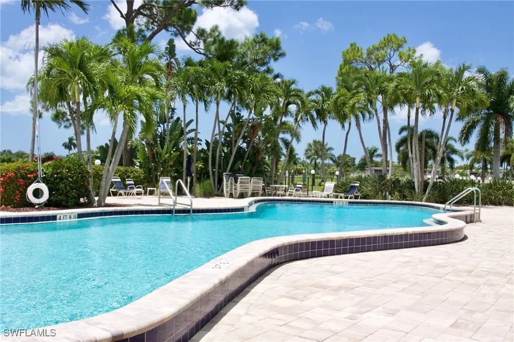 216 Palm Drive Naples FL 34112