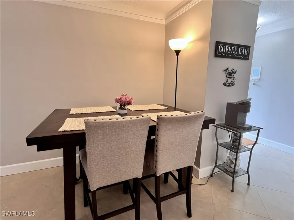 216 Palm Drive Naples FL 34112