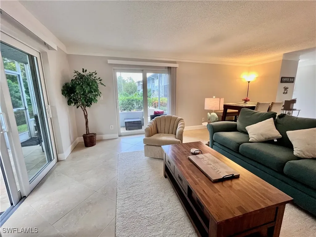 216 Palm Drive Naples FL 34112