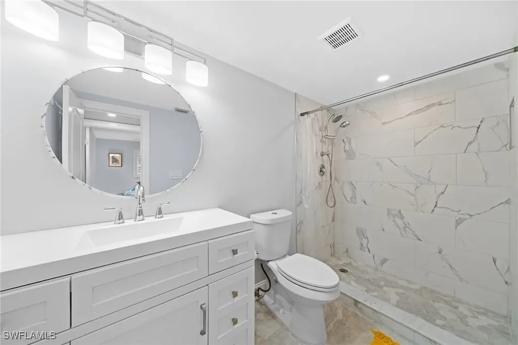 1605 Chesapeake Avenue Naples FL 34102
