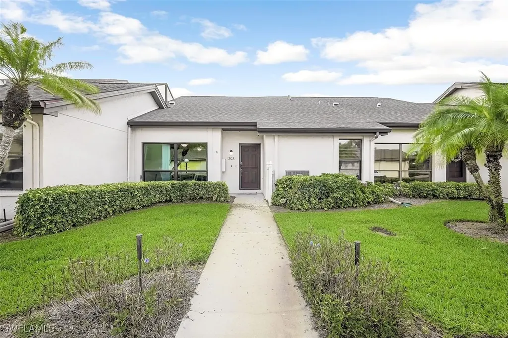 205 Deerwood Circle Naples FL 34113