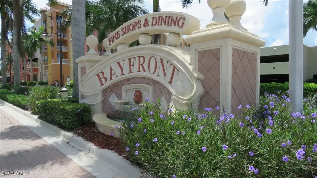 451 Bayfront Place Naples FL 34102