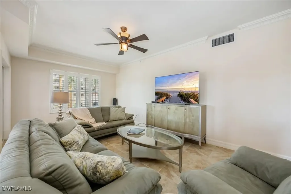 451 Bayfront Place Naples FL 34102