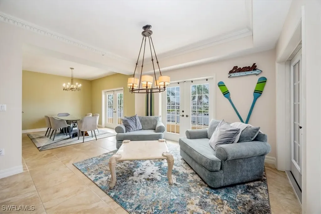451 Bayfront Place Naples FL 34102