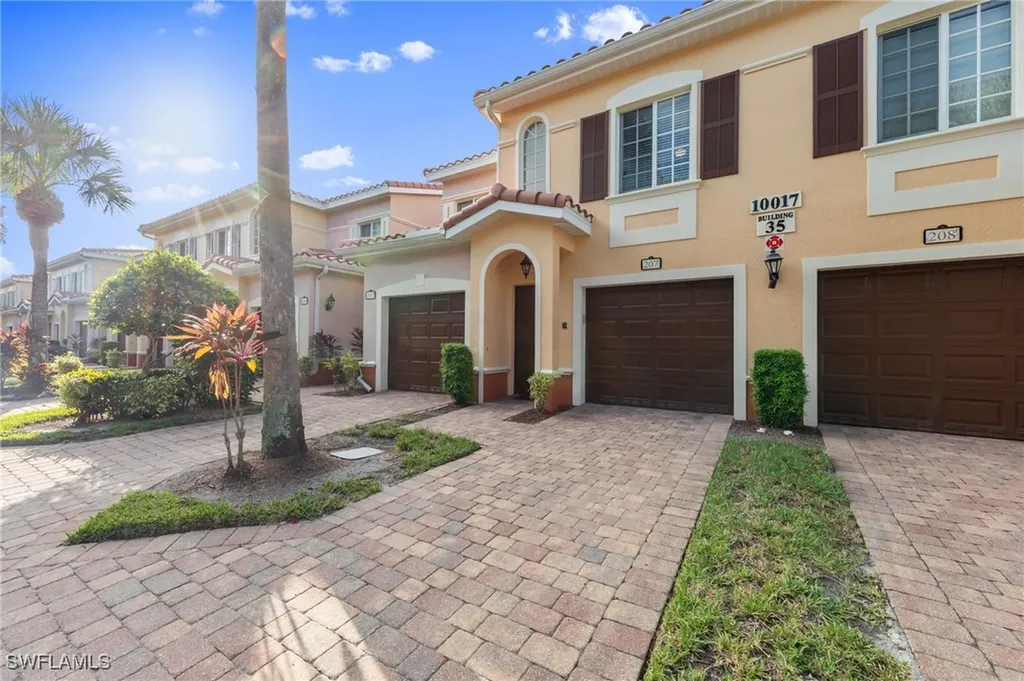 10017 Villagio Gardens Lane Estero FL 33928