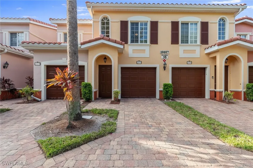 10017 Villagio Gardens Lane Estero FL 33928