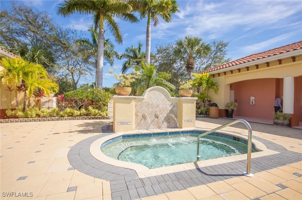 10017 Villagio Gardens Lane Estero FL 33928