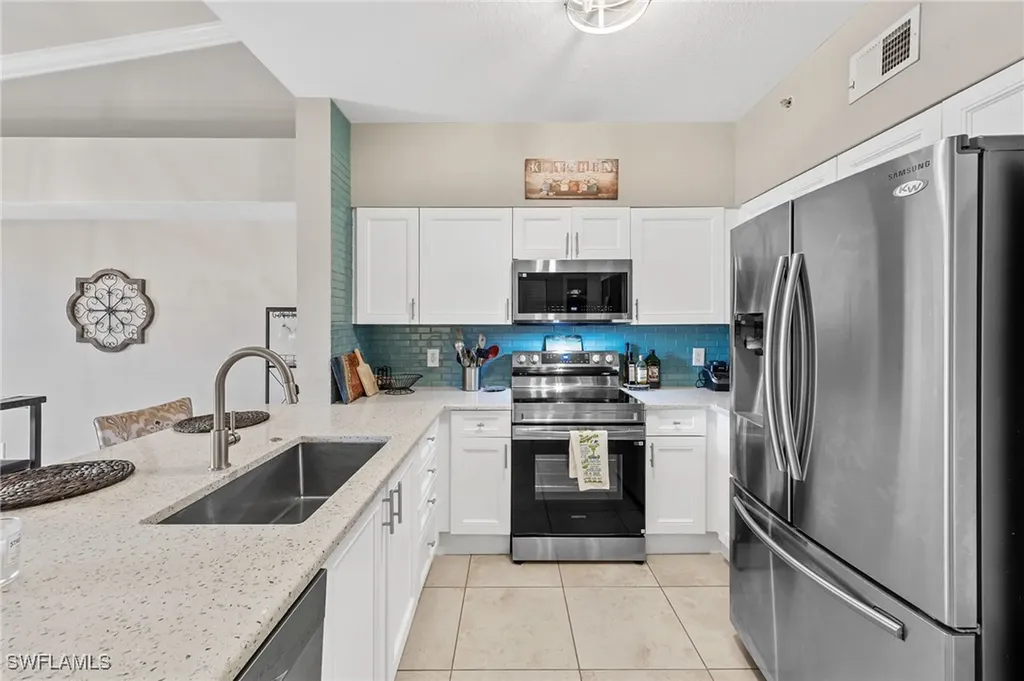 10017 Villagio Gardens Lane Estero FL 33928