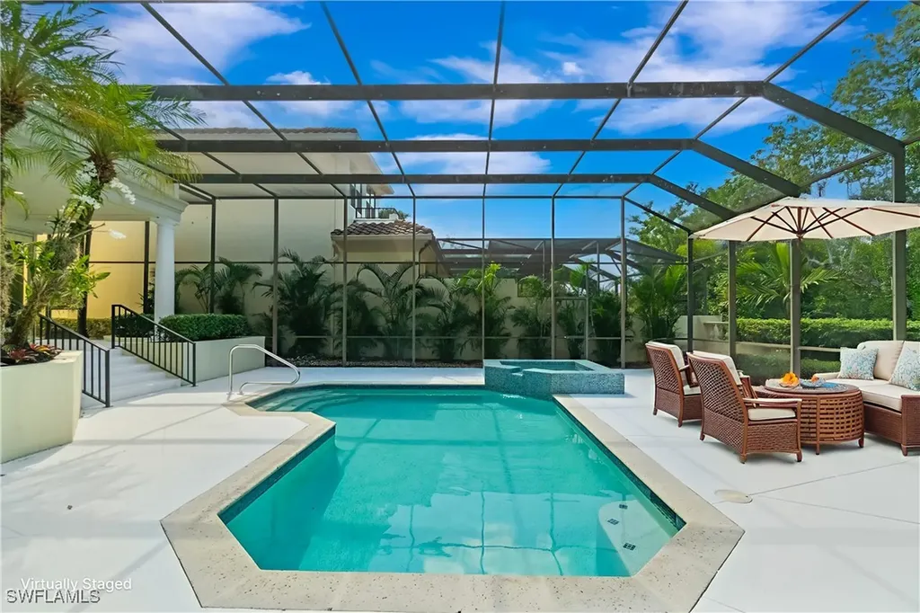 8169 Via Vecchia Naples FL 34108