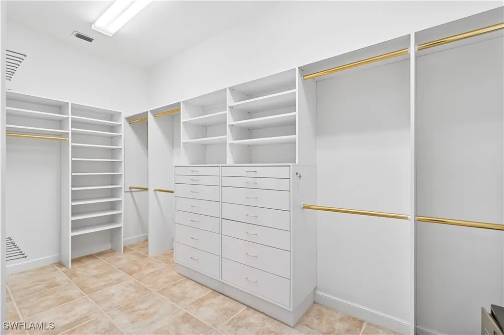 8169 Via Vecchia Naples FL 34108