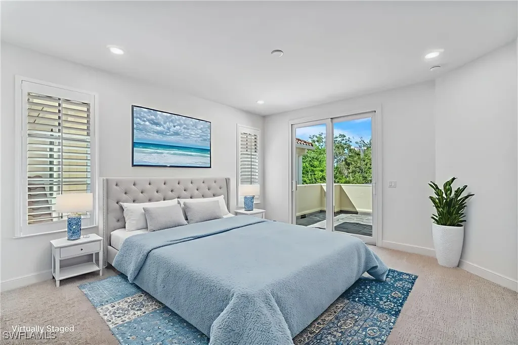 8169 Via Vecchia Naples FL 34108